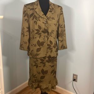 Le Suit Green Pencil Midi Skirt Ruffled Work